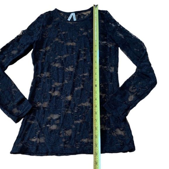 Black Lace Color Story Long Sleeve Size Medium - Picture 5 of 5